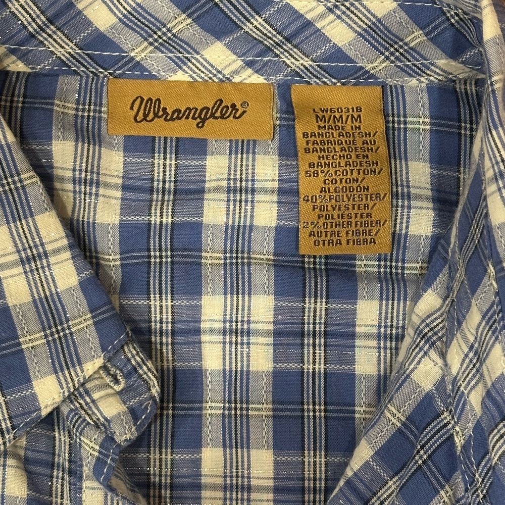 Wrangler blue & white w/ silver sparkle plaid long sleeve snap up shirt. NWT - Picture 2 of 7